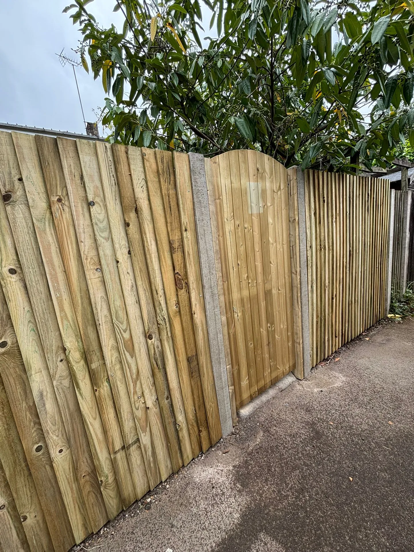 Timber gate installation